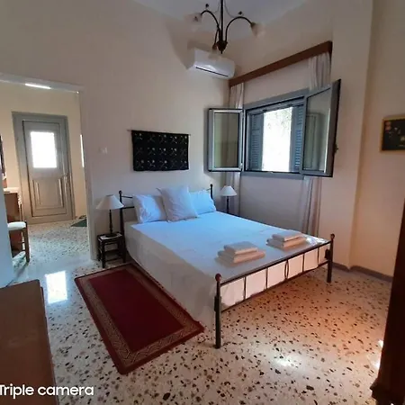 Garden's 2 Leonídion